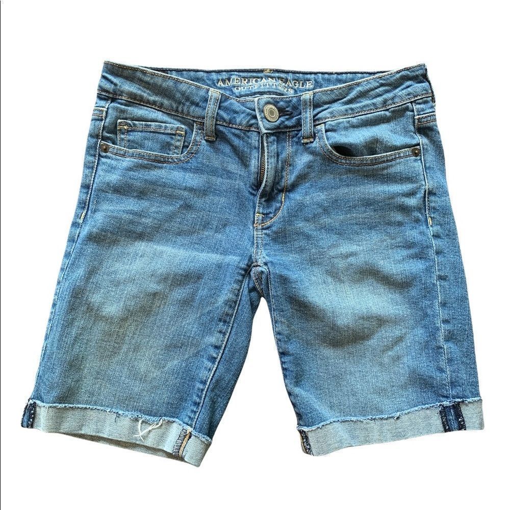 American Eagle Stretch Shorts Size 4